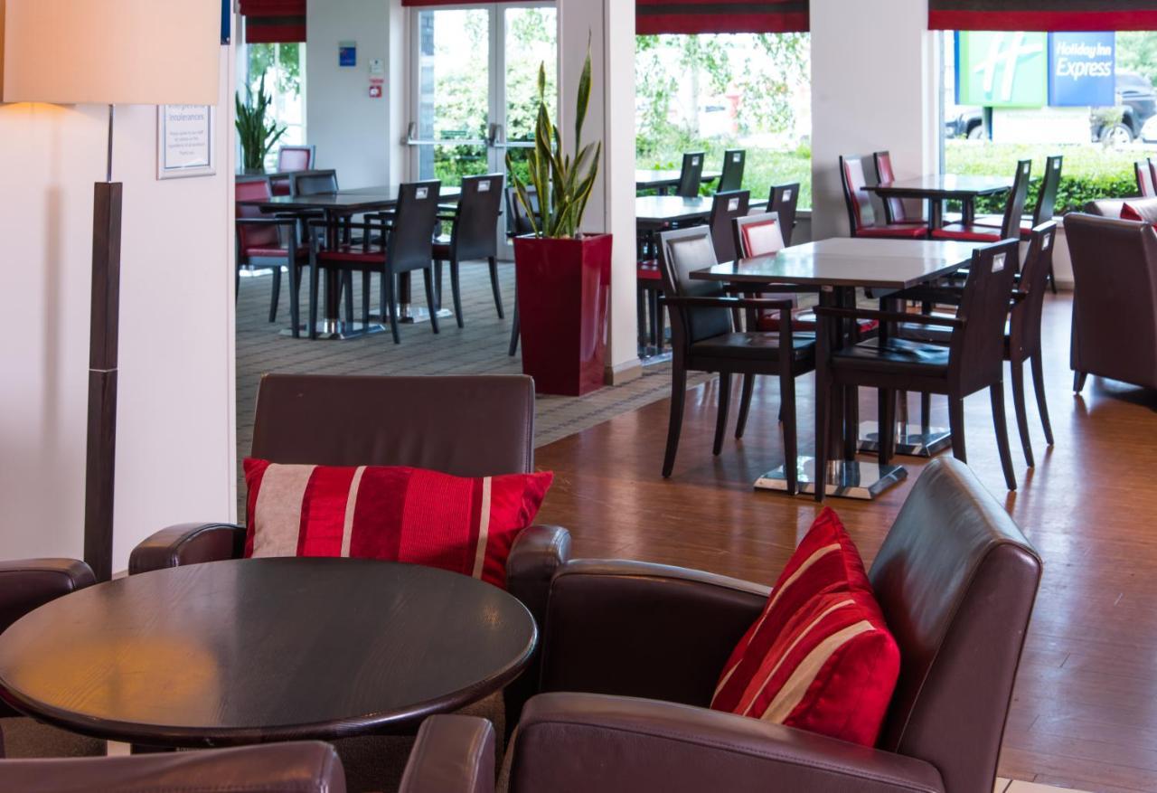 Holiday Inn Express Leeds City Centre By Ihg Eksteriør billede