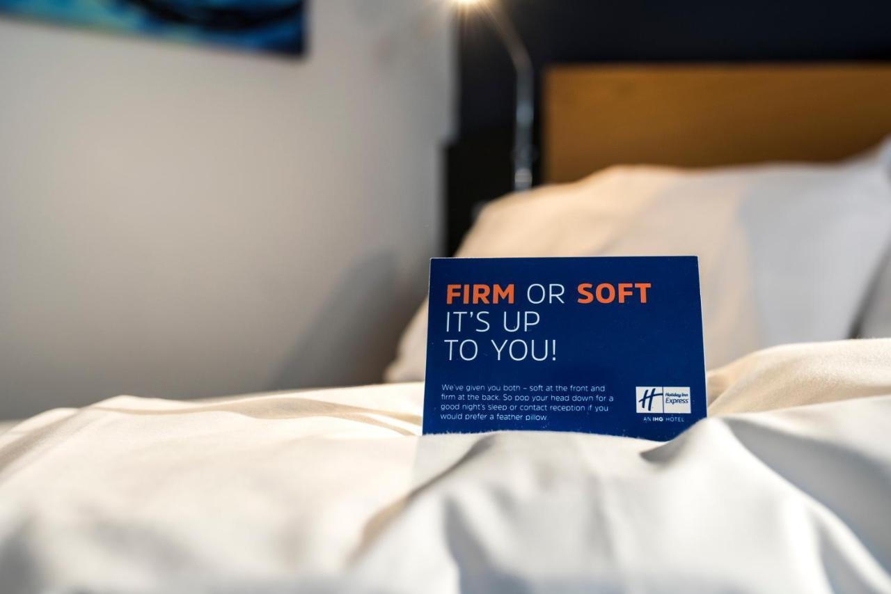 Holiday Inn Express Leeds City Centre By Ihg Eksteriør billede