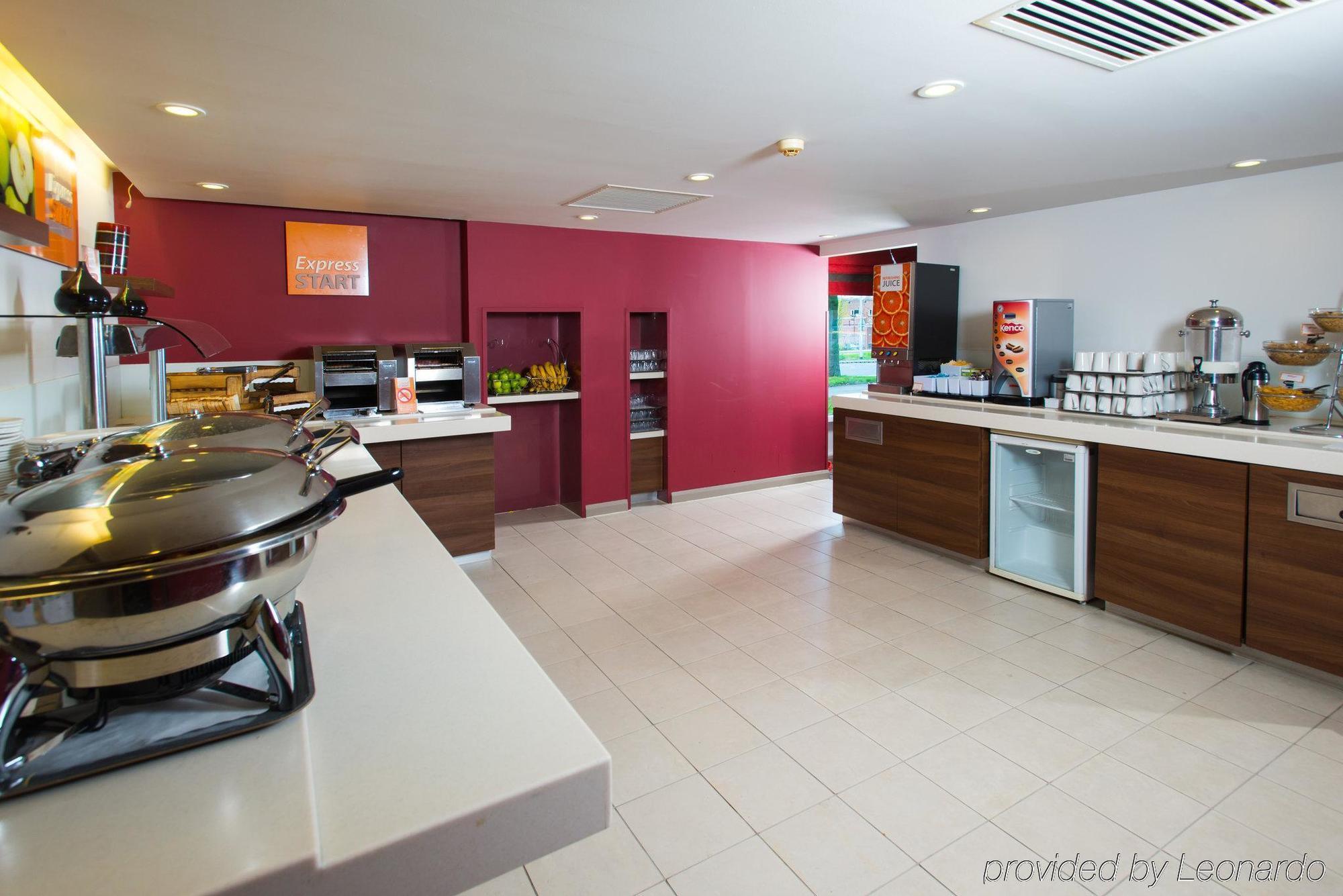 Holiday Inn Express Leeds City Centre By Ihg Eksteriør billede