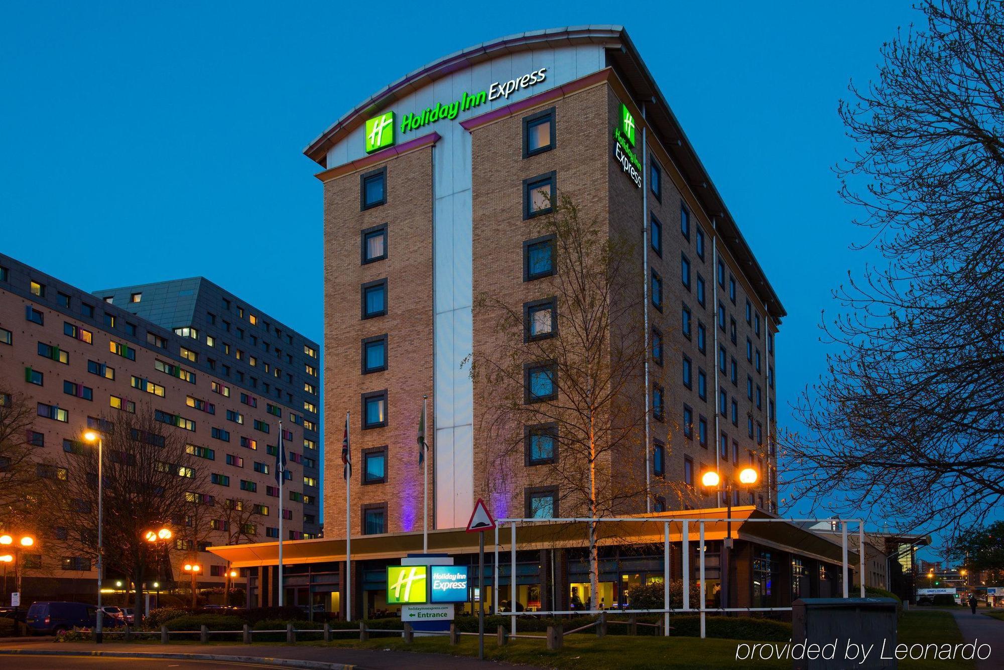 Holiday Inn Express Leeds City Centre By Ihg Eksteriør billede