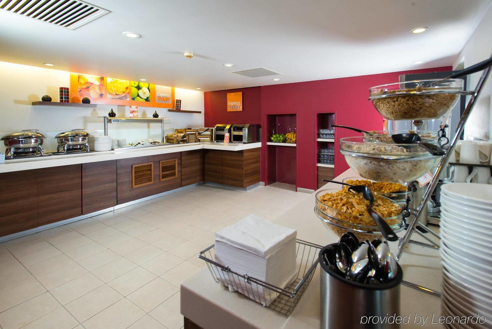 Holiday Inn Express Leeds City Centre By Ihg Eksteriør billede