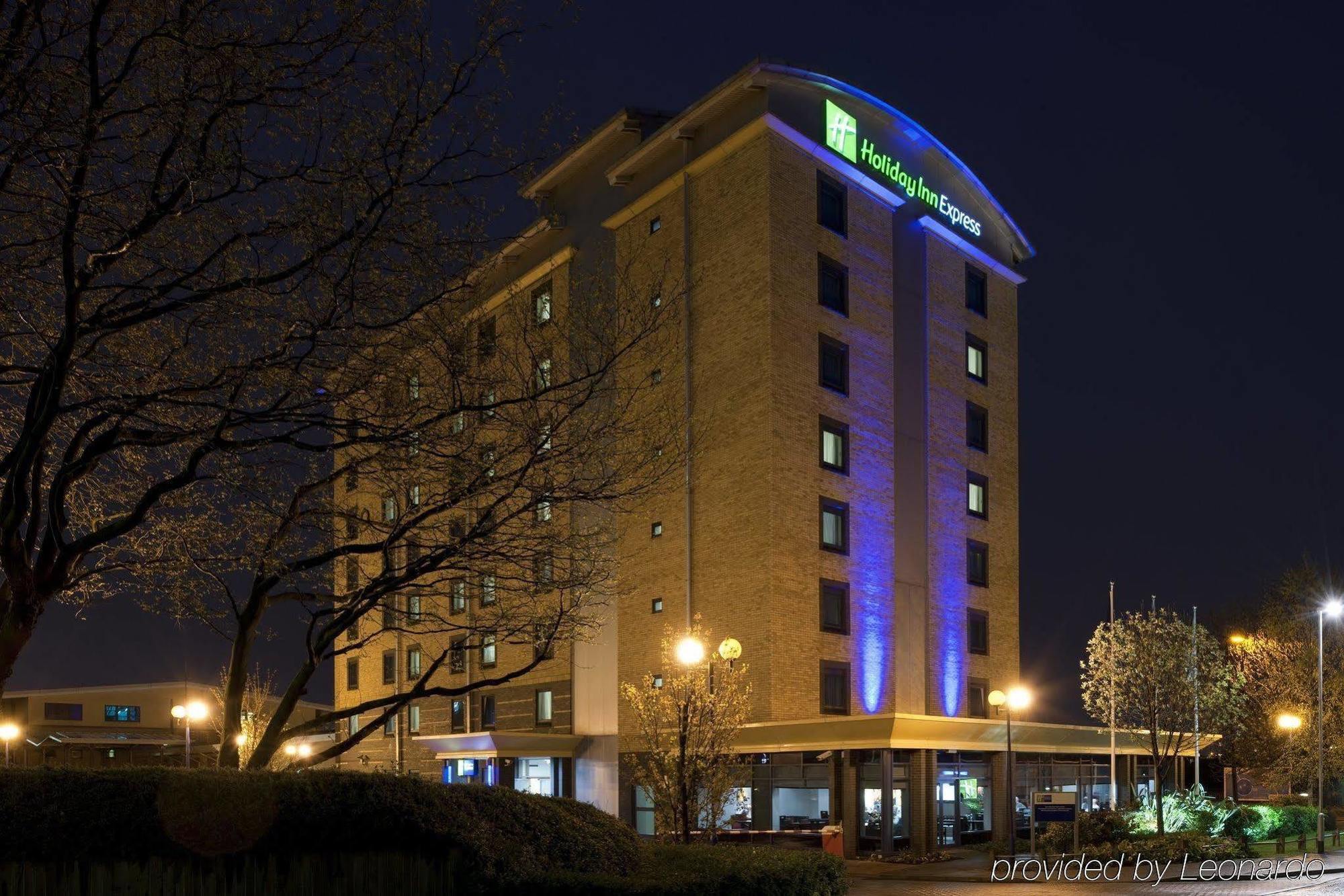 Holiday Inn Express Leeds City Centre By Ihg Eksteriør billede