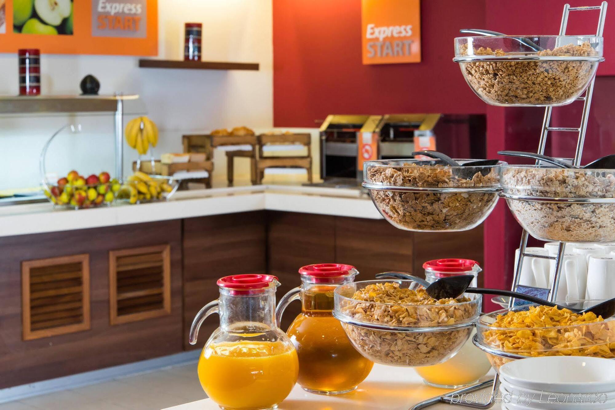 Holiday Inn Express Leeds City Centre By Ihg Eksteriør billede